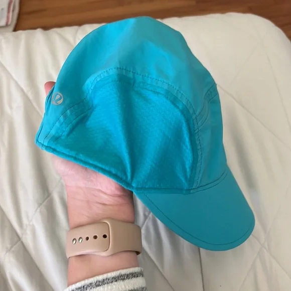 Lululemon Sun Chaser Run Hat in Surge - turquoise - Picture 7 of 15